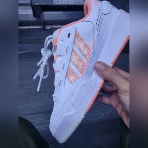 W Adidas Adi2000 (white pantone Velvet)